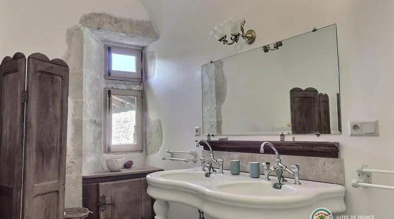 Domaine Du Clap Bed and Breakfast Pranles